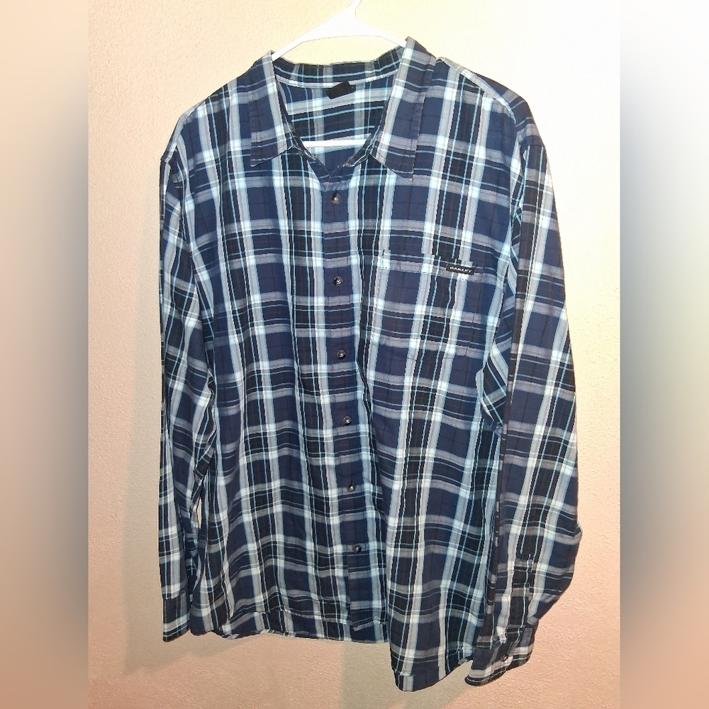 Oakley Mens Shirt Long Sleeve Size XXL Plaid Button Blue Striped